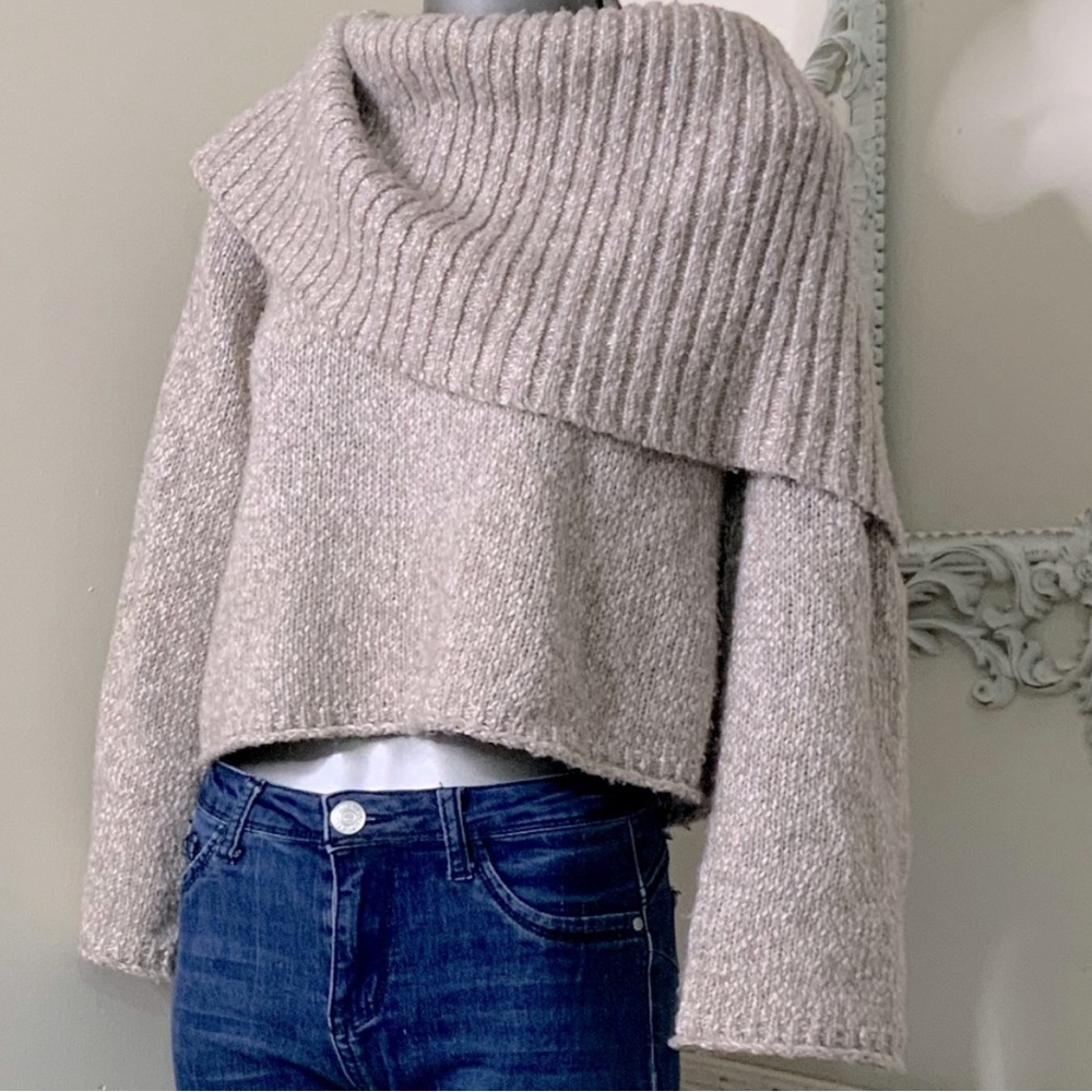 Aerie Off The Shoulder Fold Over Sweater Beige Cream Vanilla Knit Boxy Cozy